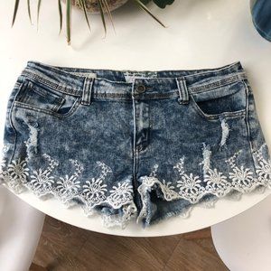Hot Kiss Jean Shorts